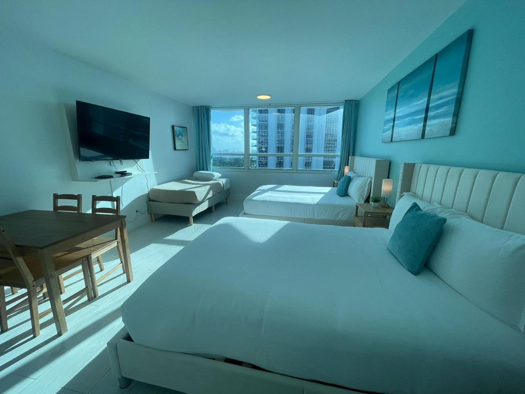 מיאמי ביץ' Seastays Apartments מראה חיצוני תמונה